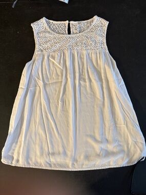 Old Navy White Crochet Sleeveless Top